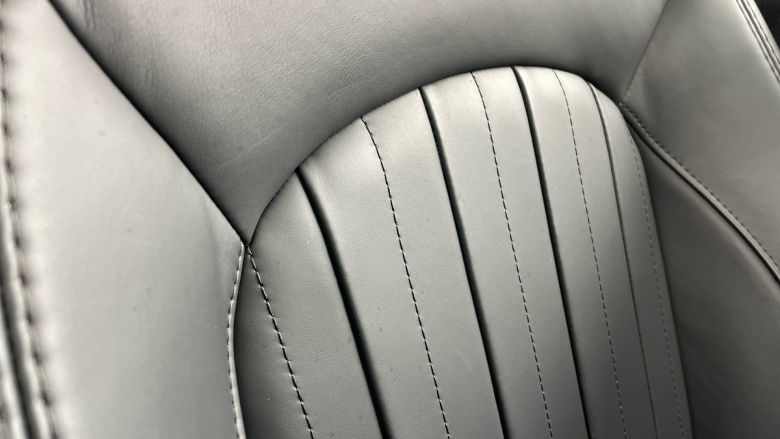 MINI Hatchback 135kW Cooper S Level 3 33kWh 3dr Auto Electric Hatchback